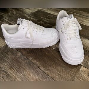 Women’s Air Force 1 Pixel